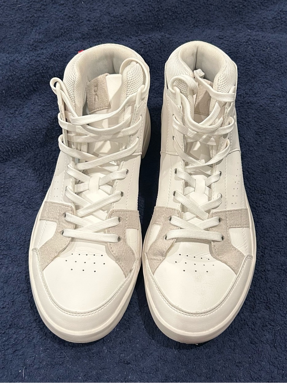 Women’s High-Top Athletic Sneakers in White and Light Gray